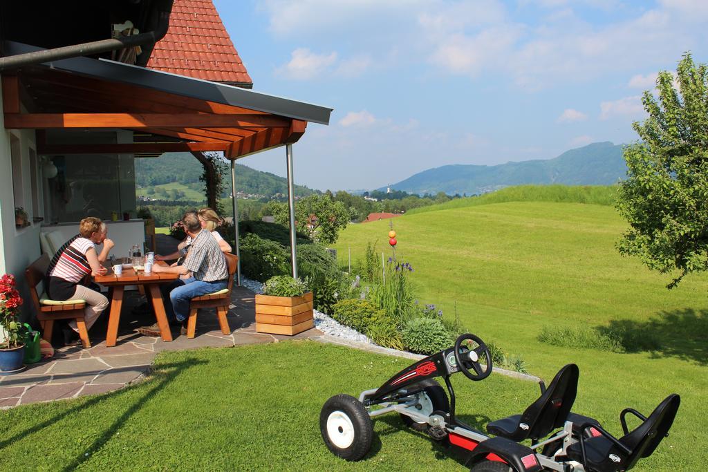 Ferienwohnung Seiringer Attersee Pokoj fotografie